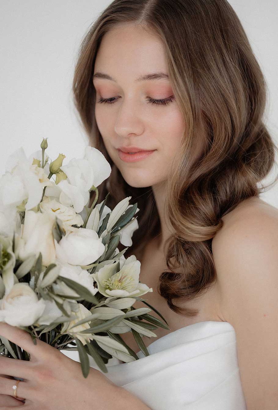 Hochzeitsmake-Up und Styling