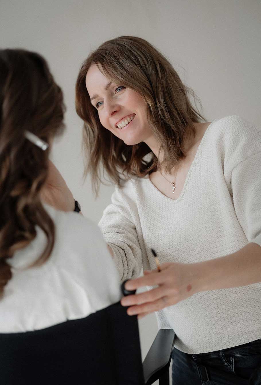 Hochzeitsmake-Up und Styling